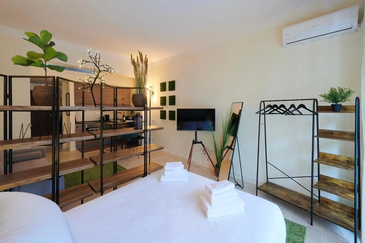 Keys Of Italy - Vittorio Emanuele II 247 - Charming And Modern Studio Apartment Florence