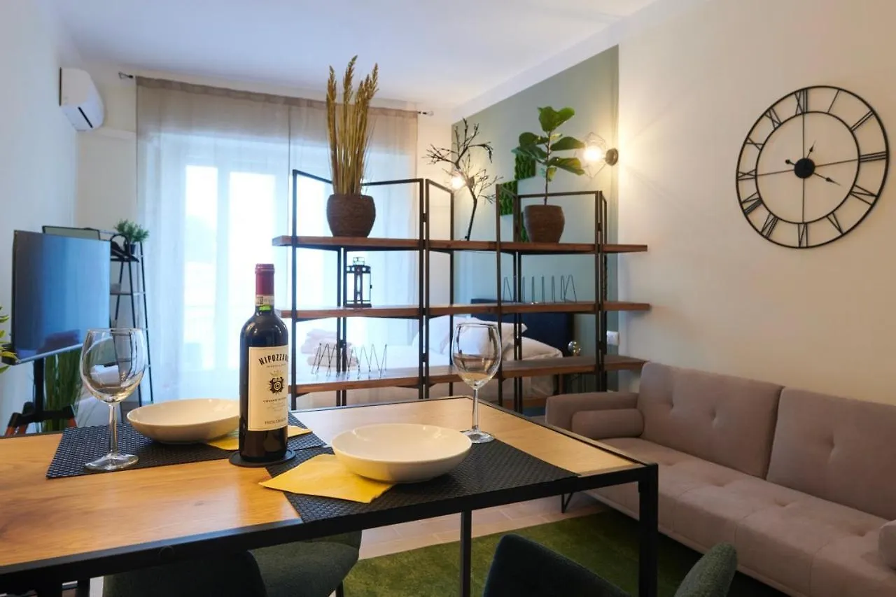 Keys Of Italy - Vittorio Emanuele II 247 - Charming And Modern Studio Apartment Florence