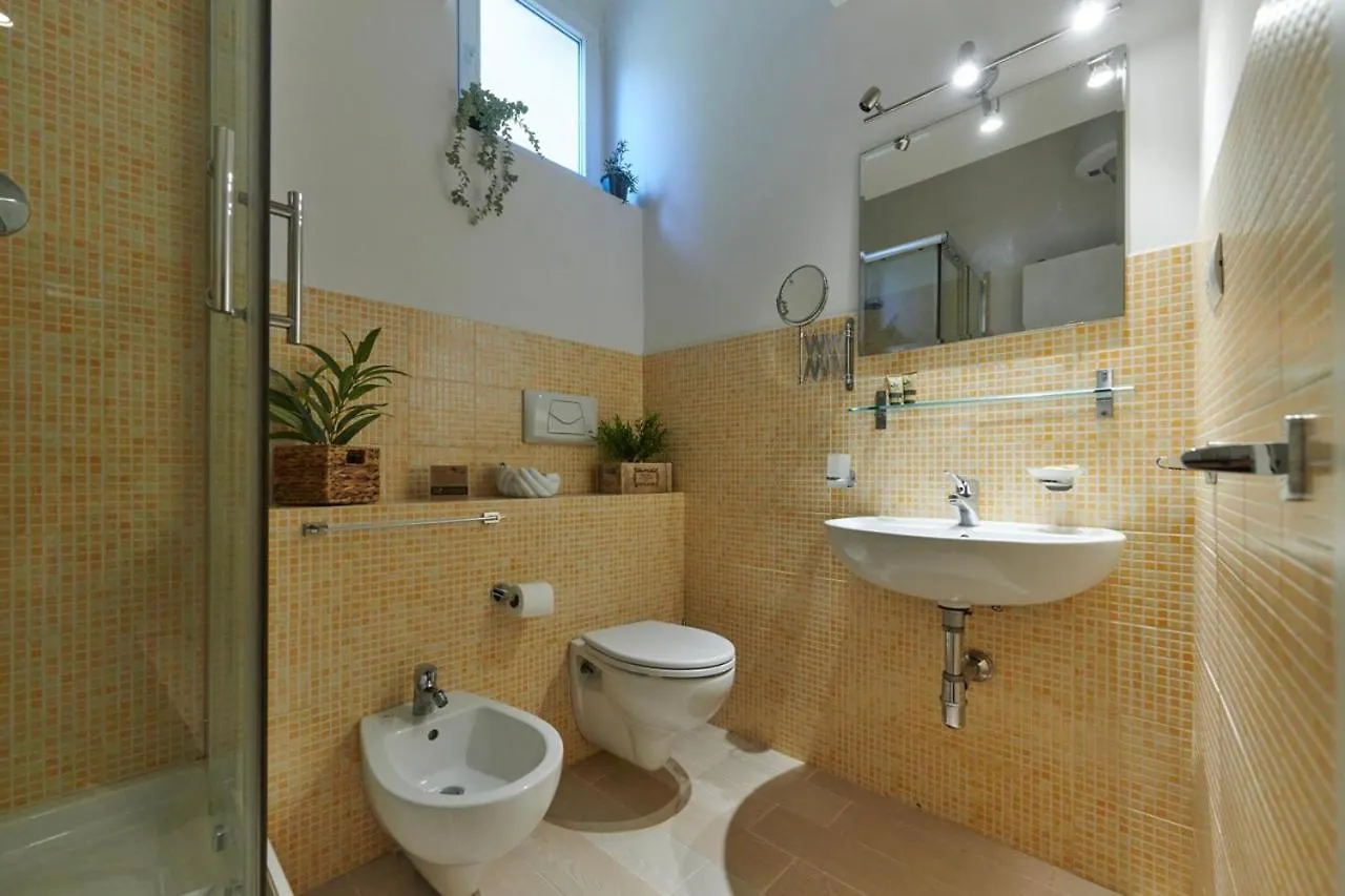 Keys Of Italy - Vittorio Emanuele II 247 - Charming And Modern Studio Apartment Florence